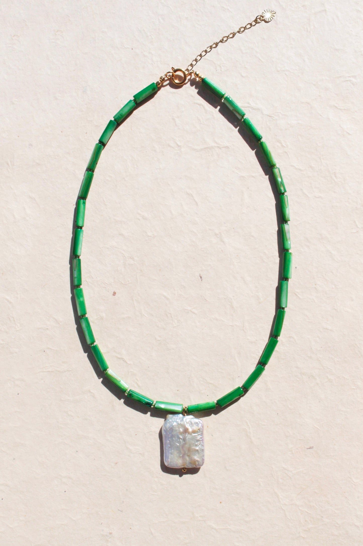 Collier Alova